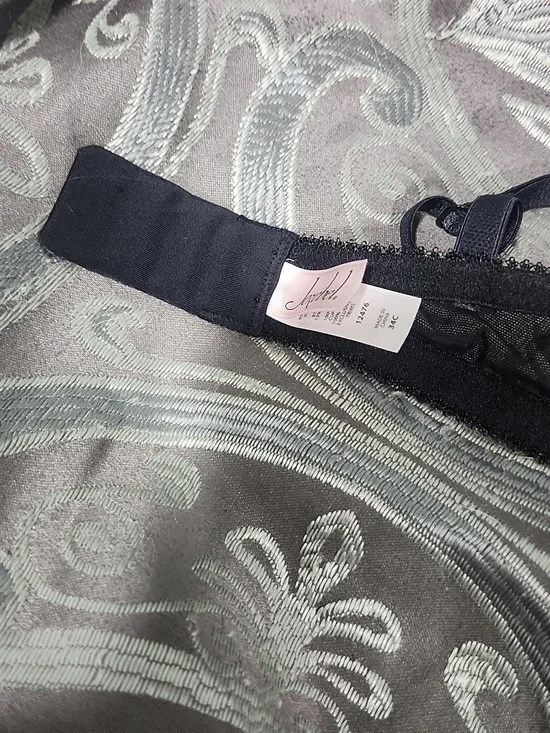 Y2k Jezebel Black Lace Pink Ruched Satin Bra Size 34C - Picture 4 of 4